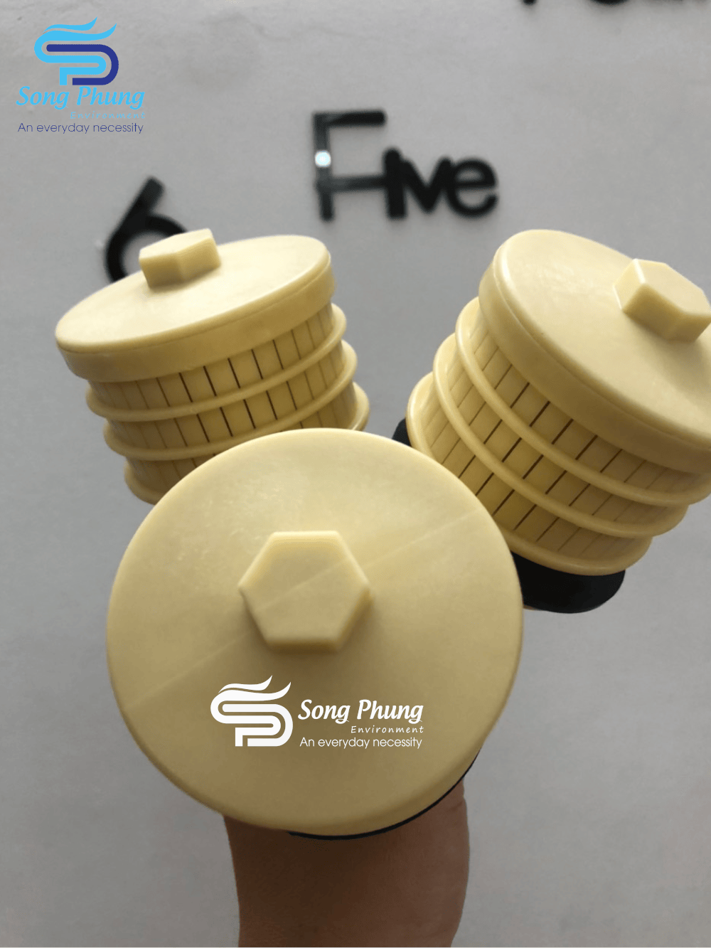 F0508. 0.25slot filter nozzle