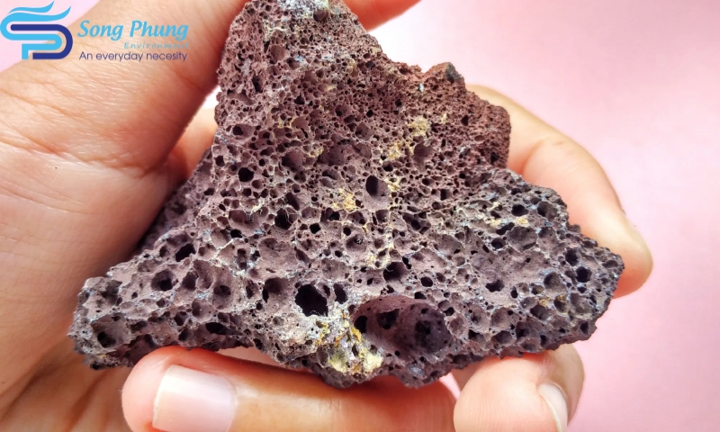 Đá nham thạch là gì? Đặc điểm, ứng dụng và lưu ý quan trọng 6 da-nham-thach-la-gi-7
